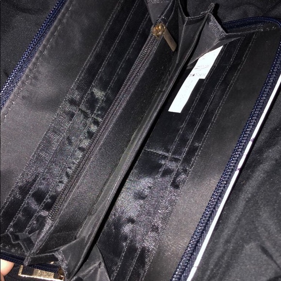 Wallets - Picture 2 of 4